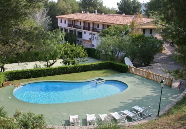 serviden - la sella - aptos la sella serviden, alquiler, la sella, deniaplaya.com, vacaciones rurales, hotel con encanto, senderismo, tenis, sakya, jardin albarda