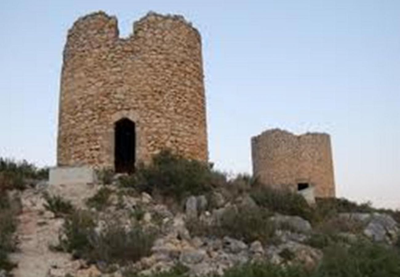 serviden - la sella - pinares serviden, alquiler, la sella, deniaplaya.com, vacaciones rurales, hotel con encanto, senderismo, tenis, sakya, jardin albarda