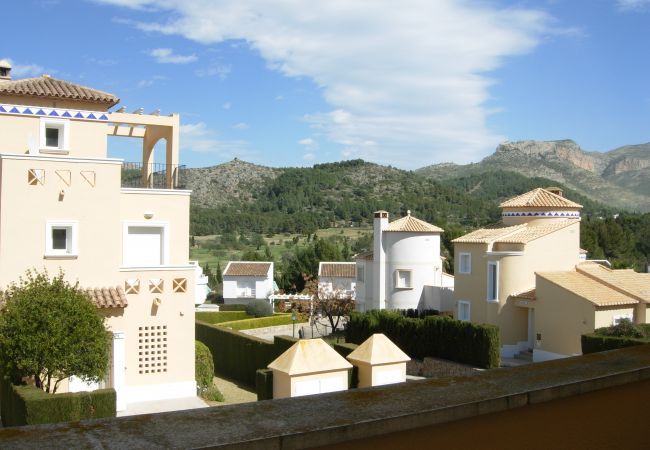 serviden - la sella - pinares serviden, alquiler, la sella, deniaplaya.com, vacaciones rurales, hotel con encanto, senderismo, tenis, sakya, jardin albarda