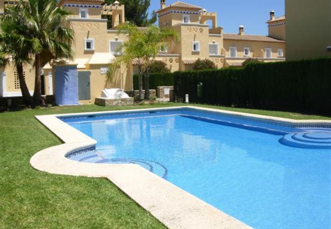 serviden - la sella - pinares serviden, alquiler, la sella, deniaplaya.com, vacaciones rurales, hotel con encanto, senderismo, tenis, sakya, jardin albarda