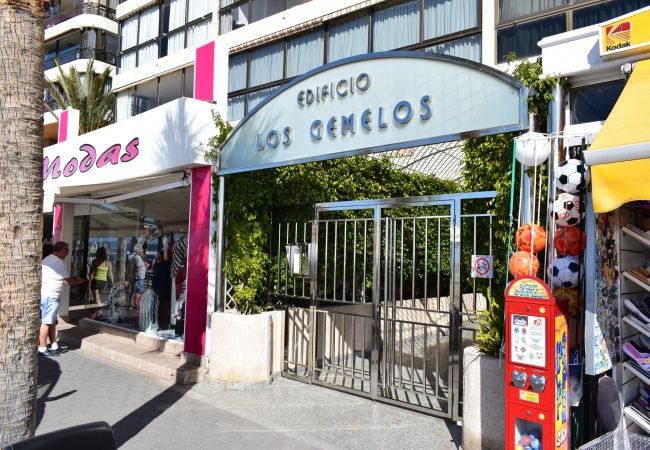 Apartamento en Benidorm - LOS GEMELOS     (2 DORMITORIOS) Apartamento en Benidorm - LOS GEMELOS     (2 DORMITORIOS)