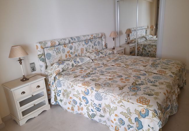 Apartamento en Benidorm - LOS GEMELOS     (2 DORMITORIOS) Apartamento en Benidorm - LOS GEMELOS     (2 DORMITORIOS)