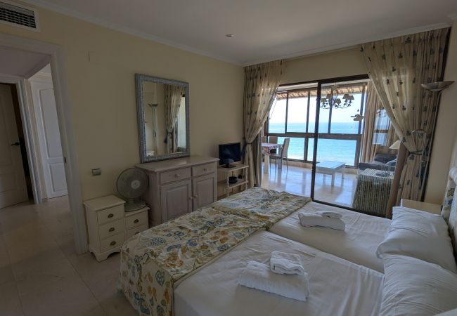 Apartamento en Benidorm - LOS GEMELOS     (2 DORMITORIOS) Apartamento en Benidorm - LOS GEMELOS     (2 DORMITORIOS)