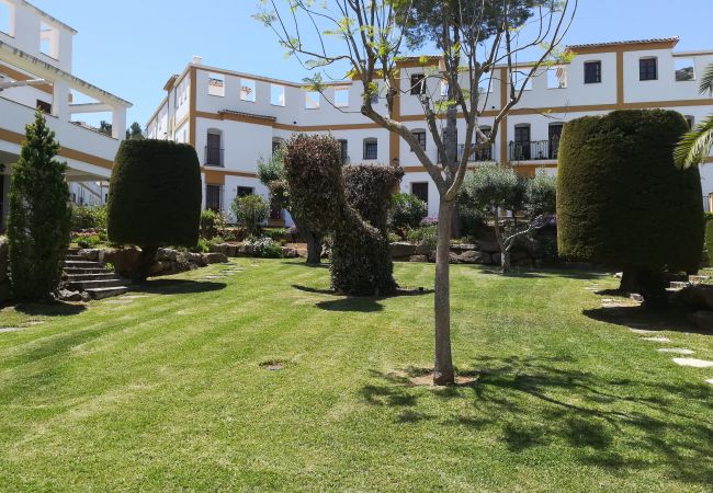 serviden - la sella - zarzas serviden, alquiler, la sella, deniaplaya.com, vacaciones rurales, hotel con encanto, senderismo, tenis, sakya, jardin albarda