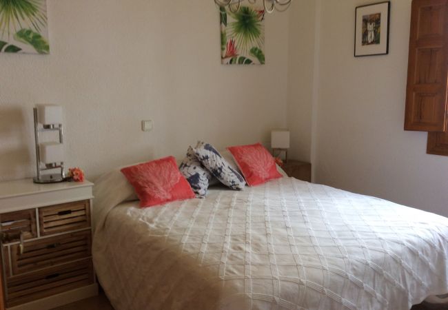 serviden - la sella - zarzas serviden, alquiler, la sella, deniaplaya.com, vacaciones rurales, hotel con encanto, senderismo, tenis, sakya, jardin albarda