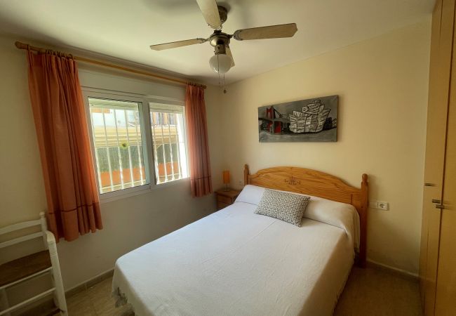 Apartamento en Denia - TETOM BAJO EN PRIMERA LINEA DE PLAYA Apartamento en Denia - TETOM BAJO EN PRIMERA LINEA DE PLAYA