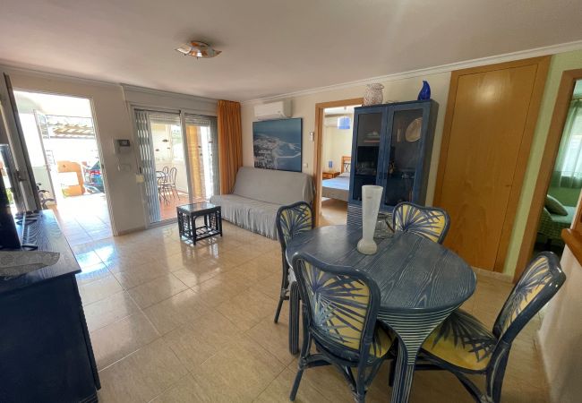 Apartamento en Denia - TETOM BAJO EN PRIMERA LINEA DE PLAYA Apartamento en Denia - TETOM BAJO EN PRIMERA LINEA DE PLAYA