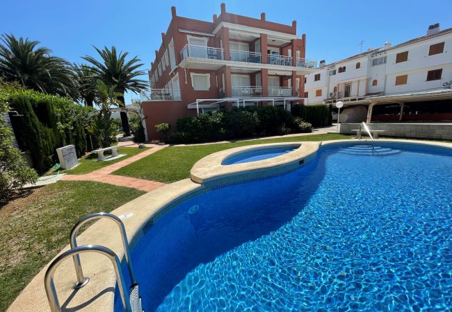 Apartamento en Denia - TETOM BAJO EN PRIMERA LINEA DE PLAYA Apartamento en Denia - TETOM BAJO EN PRIMERA LINEA DE PLAYA