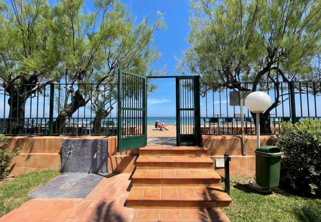 Apartamento en Denia - TETOM BAJO EN PRIMERA LINEA DE PLAYA