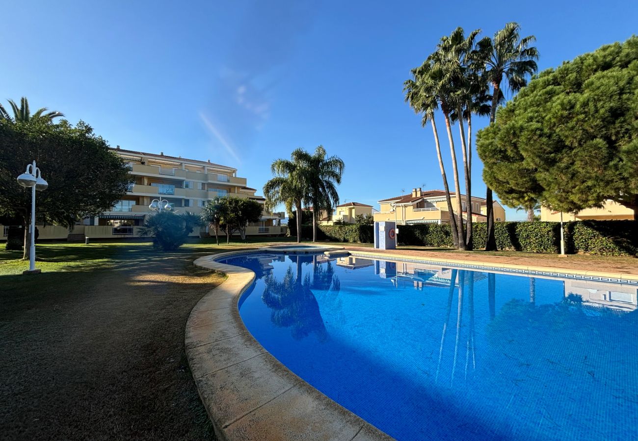 Jardin y piscina Apartamento en Denia - CLEMENVILLAIII