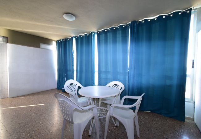 Ferienwohnung in Benidorm - CAROLINA (1 DORMITORIO) Ferienwohnung in Benidorm - CAROLINA (1 DORMITORIO)