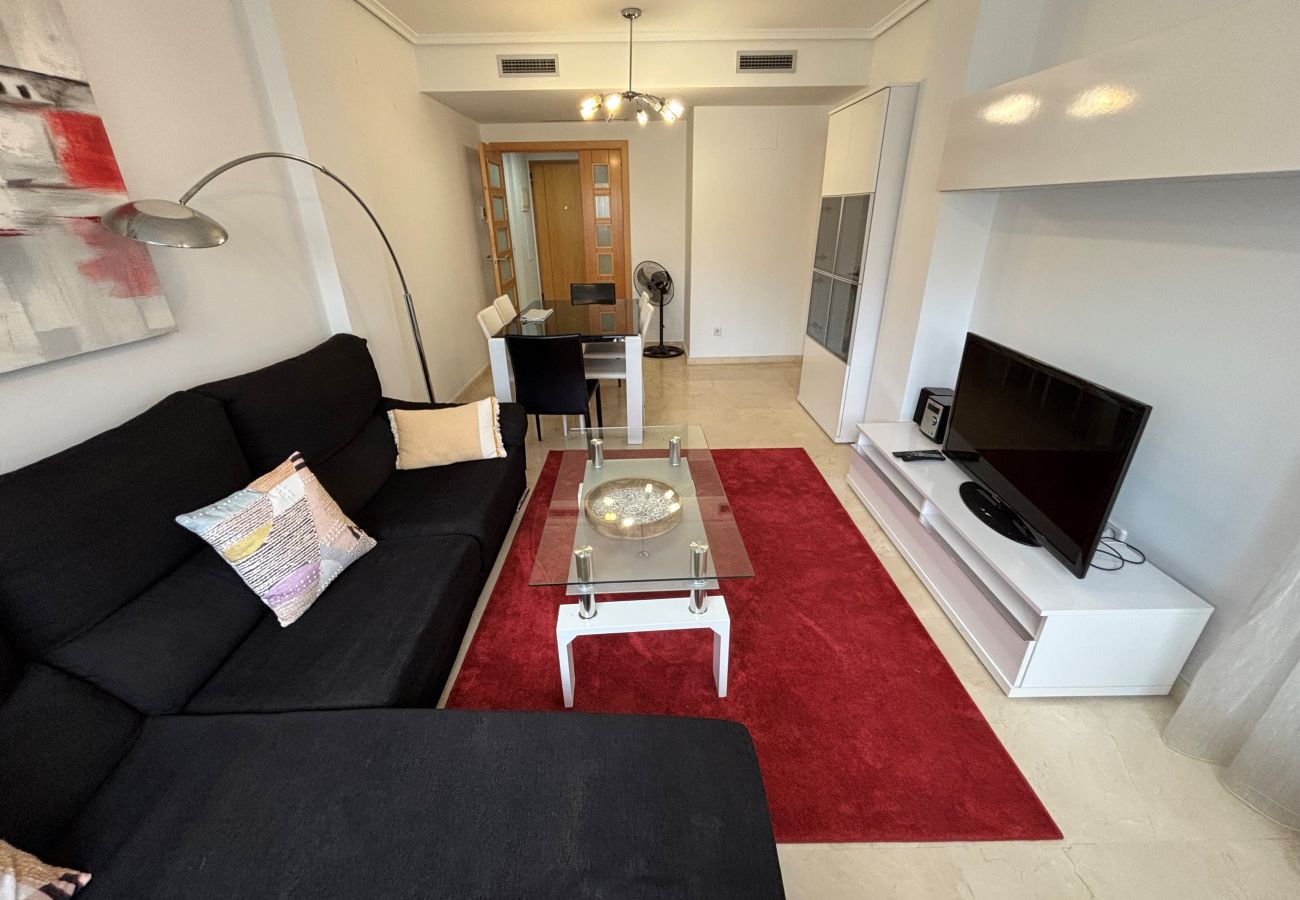 Großes Wohnzimmer Wohnung in Strandnähe