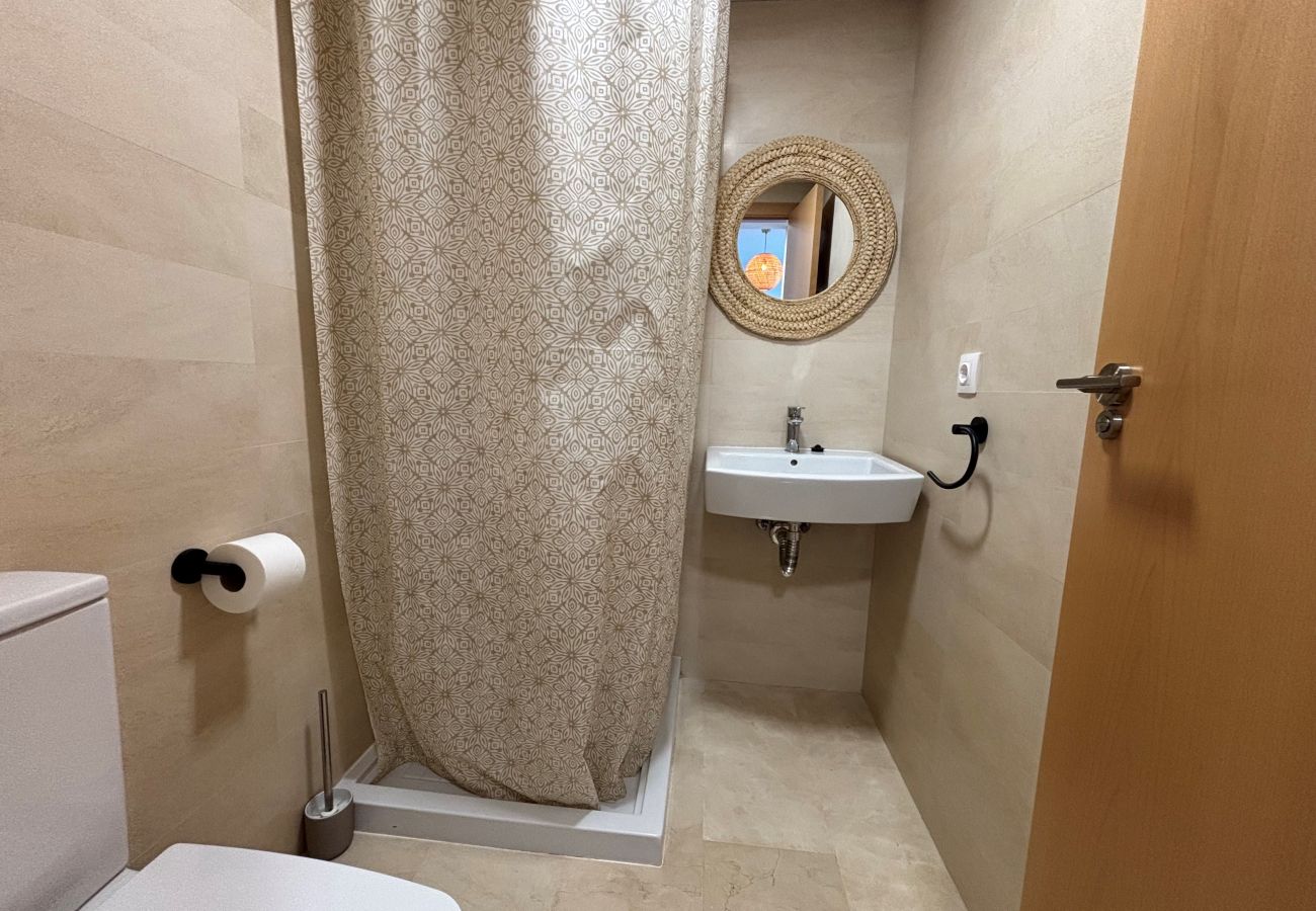 Badezimmer mit gutem Licht Badezimmer mit Dusche