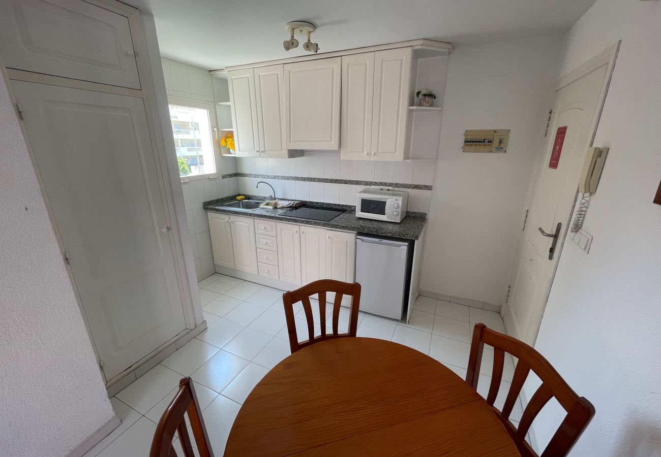 Cozy kitchen Small but well-equipped kitchen in Denia